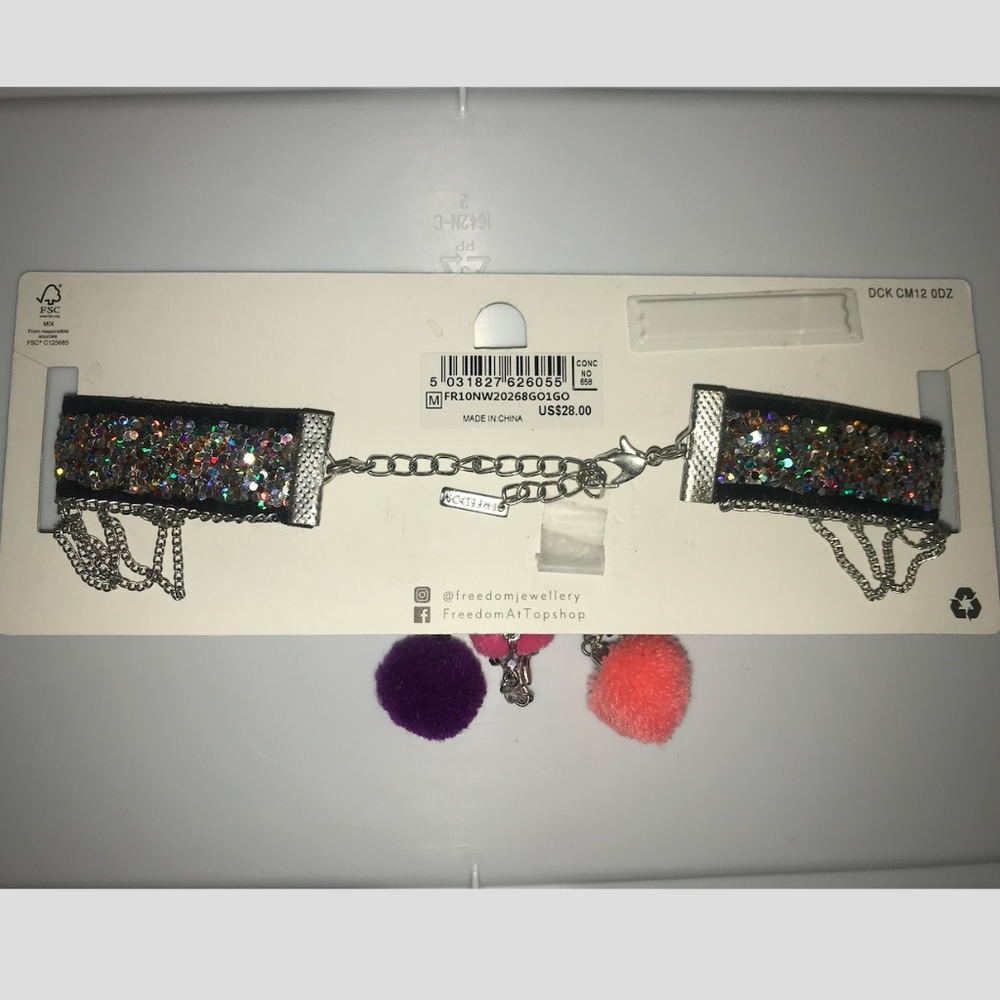 Freedom Collection Chocker - Picture 2 of 2